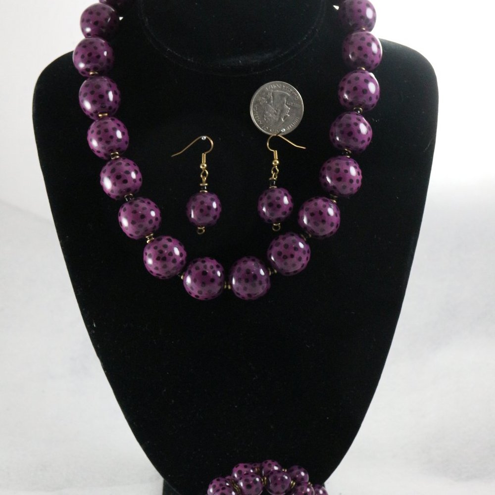 KAZURI Beads Candy TingTing 18-in Violet/Black Necklace + Earrings + Bracelet - Picture 2 of 10